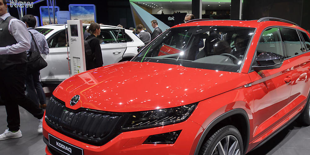 Trotz starker Nachfrage kann der Autokonzern Skoda wegen der Chipkrise deutlich weniger Autos produzieren als geplant. (Archivbild)