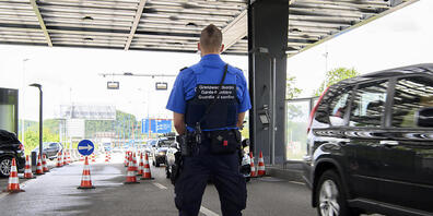 Corona-Tests ja, Quarantäne für Ungeimpfte und Ungenesene Einreisende nein. Das ist die Position der Glarner Regierung für das künftige Einreiseregime.