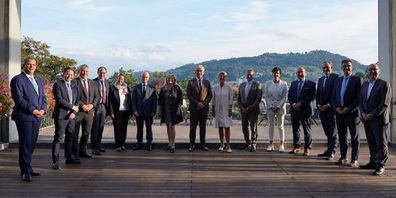 Bundesrätin Karin Keller-Sutter empfängt Ostschweizer Regierungsdelegation.