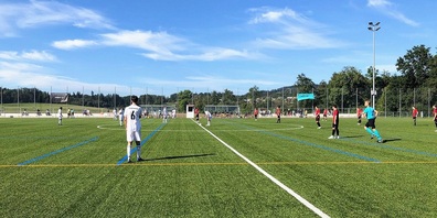 Stadion Moos in Wettswil mit Kunstrasenplatz.