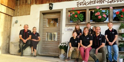 Der Früchtehof der Familie Kunz aus Grüningen ist als zweitschönster Hofladen der Schweiz ausgezeichnet worden.