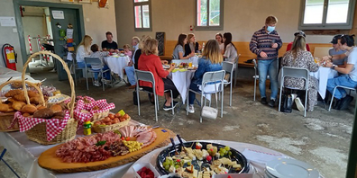 Die Freiwilligen-Gruppe «Mörschwil hilft» beim Dankesbrunch.