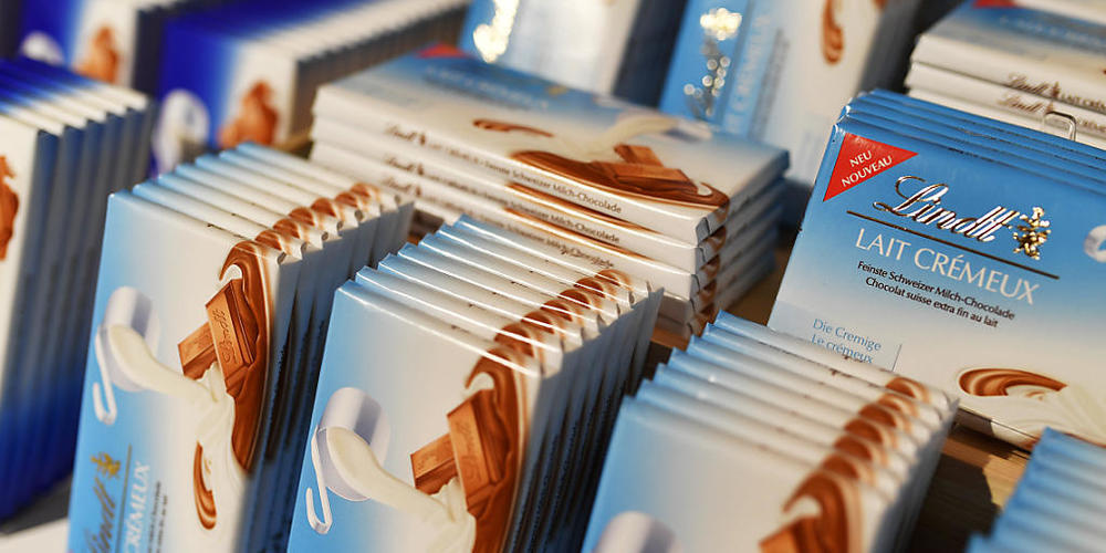 Der Schokoladenhersteller Lindt & Sprüngli legt seine beiden italienischen Töchter zusammen. Dadurch kommt es beim Unternehmen zu einem Stellenabbau. (Symbolbild)