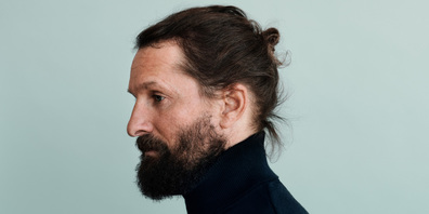 Shem Thomas verschiebt das Release seiner neuen CD