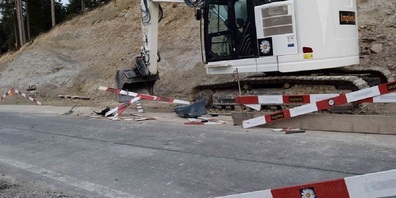 Umgefahrene Bauabschrankung in Walzenhausen.