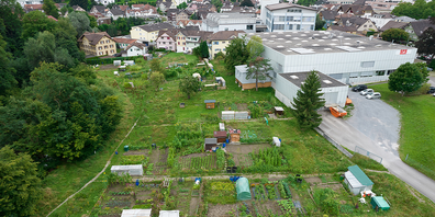 Das für den Wirtschaftsstandort Flawil sehr bedeutende ortsansässige Unternehmen SFS benötigt die beiden Grundstücke zur Erweiterung seines Betriebs.