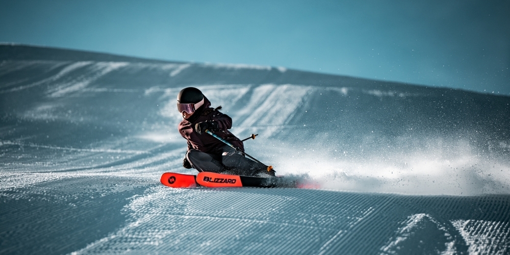 Mit dem Ski- & Snowboard-Center Neuhaus kommen Sie perfekt geschützt und gut vorbereitet durch den kommenden Winter.