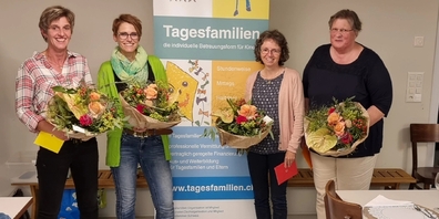 Langjährige Jubiläen (v.l.n.r.): Fränzi Bachofen (10 Jahre), Katharina Grossmann (5 Jahre), Veronika Zimmermann (20 Jahre), Edith Bütler (10 Jahre).