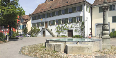 Die Organisatoren  wollen mit der Landsgemeinde auf dem Kirchplatz  vor der reformierten  Kirche  Thayngen daran erinnern, wie vor 100 Jahren an demselben Ort die Turnveteranenvereinigung gegründet wurde. 