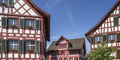 Von 12 auf 10 Bezirke.