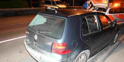Der 16-Jährige war mit weiteren fünf Minderjährigen, und mit gestohlenen Kontrollschildern unterwegs.