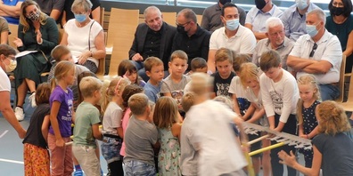 Der Schlüssel wurde in mehreren Spiel-Etappen überreicht.