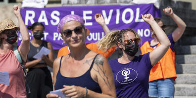 Protest gegen aus ihrer Sicht zu mildes Vergewaltigungsurteil in Basel: Frauen am Samstag in Lausanne.