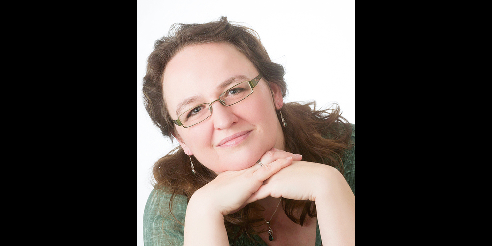 Sabine Lutkat ist Präsidentin der EMG. Freiberuflich ist sie in der Erwachsenenbildung überwiegend zum Thema «Märchen» tätig