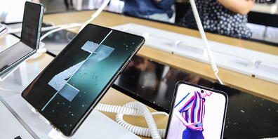 Samsung hat für die nächsten Jahre ein milliardenschweres Investitionsprogramm geplant. Dabei will dsa Unternehmen nebst Bereichen wie Künstliche Intelligenz, Chips und Robotik auch beispielsweise den Bereich Biopharmazie vorantreiben. (Archivbild)