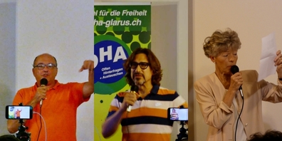 Dr. med. Simon Feldhaus, Satiriker Andreas Thiel und Dr. phil. Judith Barben referierten am Informationsanlass von OHA-Glarus und beantworteten Fragen.