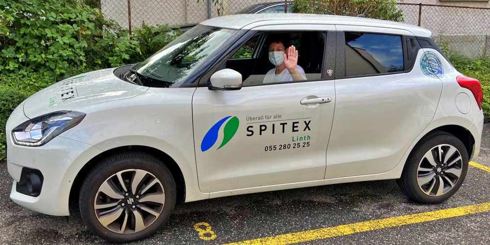 Wundexpertin Petra Wälli zeigt, wie ein Arbeitstag bei der Spitex Linth aussieht.