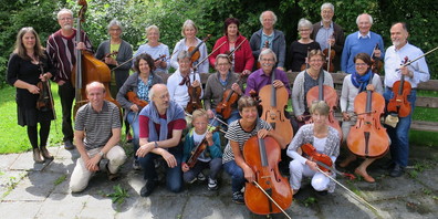 Das Kammerensemble spielt unter der Leitung von Roland Müller in Stein am Rhein sowie in Neunkirch.