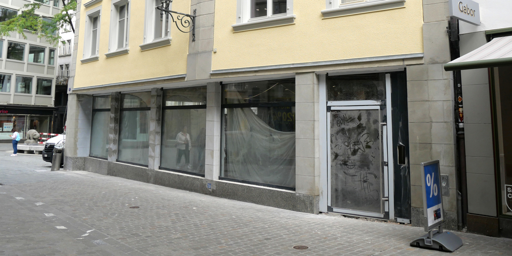 Nicht mehr lange leerstehend: Bald eröffnet hier ein Café.