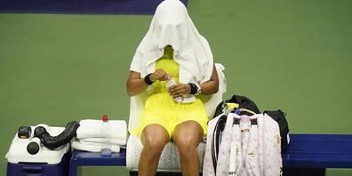dpatopbilder - Tennisstar Naomi Osaka ist nach ihrem frühzeitigen aus bei den US Open enttäuscht und kündigt eine Tennis-Pause an. Foto: Frank Franklin II/AP/dpa