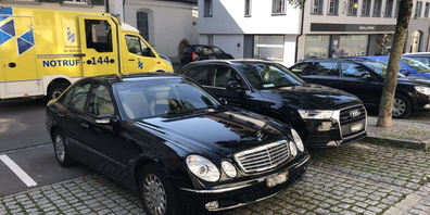 Nach dem Parkieren Wichtiges vergessen.