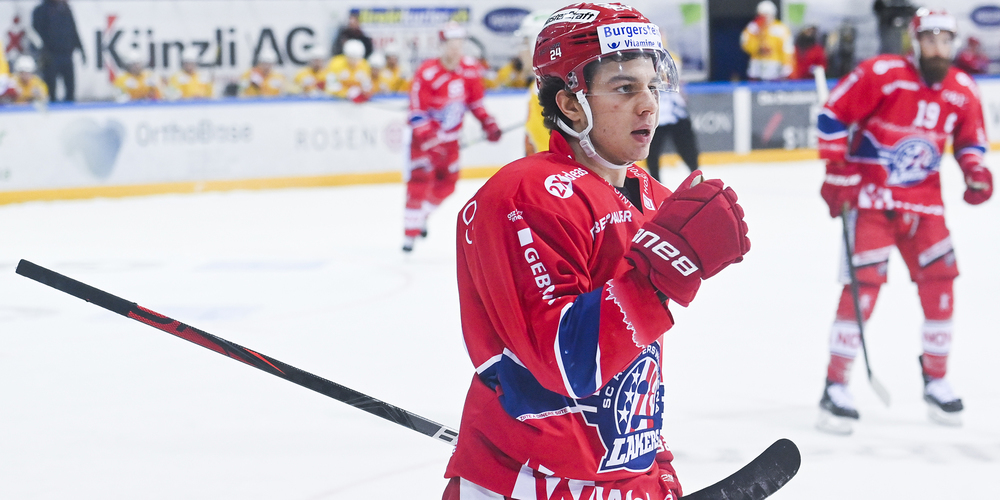 Marco Lehmann über «sein Ding» vor dem Matchbeginn: «Ich ziehe mir immer zuerst alle Ausrüstungsteile auf der rechten Seite an, und dann erst links. Das hat sich bei mir aber mittlerweile so automatisiert, dass ich es nicht mehr wirklich als Tick bezeichnen würde.»