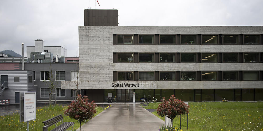 Wie es mit der Spitalliegenschaft in Wattwil weitergeht, ist unklar. Über laufende Gespräche mit der Gemeinde gibt es von der Regierung keine Informationen. (Archivbild)