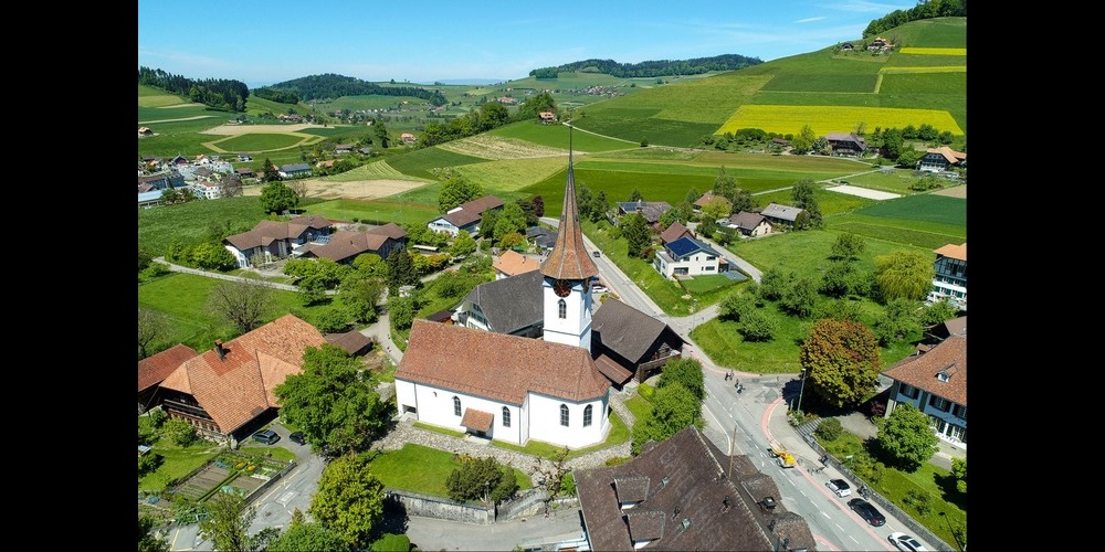 Die Kirche Biglen steht seit 500 Jahren an ihrem Platz.