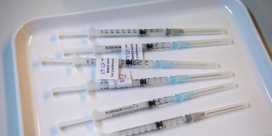 Die Impfwoche ab kommendem Montag soll wieder Schwung in die stockende Impfkampagne des Bundes gegen das Coronavirus bringen. (Symbolbild)