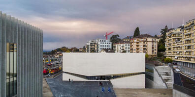 Das Lausanner Museumsquartier Plateforme 10 nimmt neue Formen an: Am Wochenende kann der Neubau, in dem sich das mudac und das Photo Elysée befinden, besichtigt werden.