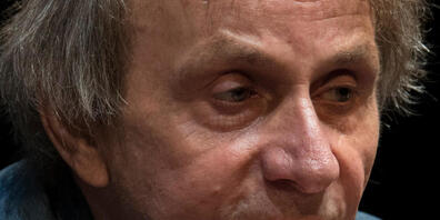 ARCHIV - Michel Houellebecq macht es spannend. Foto: Boris Roessler/dpa