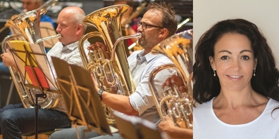 Die Vorbereitungen für «musiCanto» in der Kirche mit der Sopranistin Barbara Baer (r.) laufen bereits.