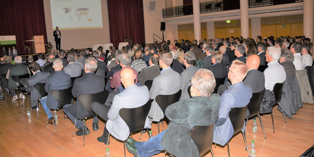 Viele Teilnehmende am ersten Autunno-Event.