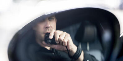 Sozialhilfebezügerinnen und -bezüger dürfen im Kanton Zürich nicht mit Hilfe von GPS-Trackern geortet werden. Dies wird sich vorläufig auch nicht ändern. (Symbolbild)