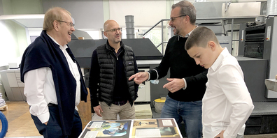 Die Vernissage von «Arno und die Steinmonster» mit Lesung und Apéro findet am 1. Dezember im Schlossturm in Pfäffikon statt. 