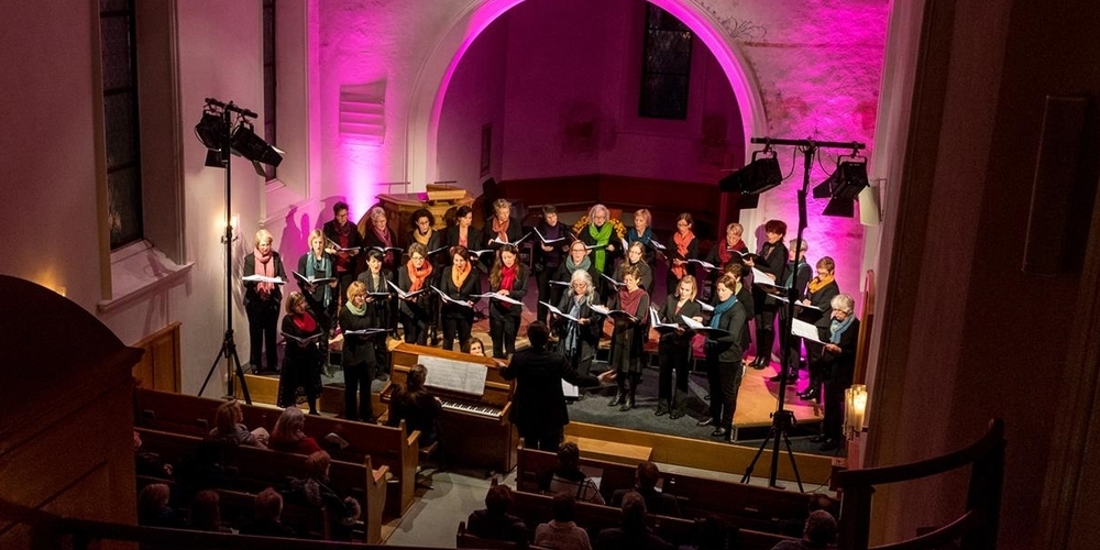 Der Frauenchor Bubikon stimmt auf die Adventszeit ein. (Symbolbild)