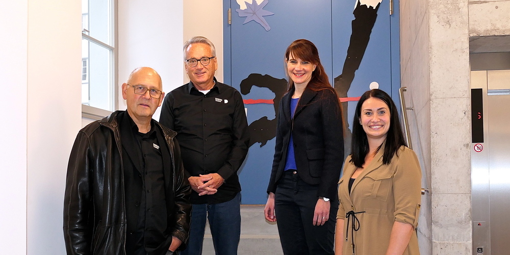 v.l. Diogenes-Präsident Michel Bawidamann, Programmchef René Wuffli, Museumsleiterin Caroline Schärli und Museumsvereinsvorstandsmitglied Sonja Arnold stellten das beinahe fertige Werk vor
