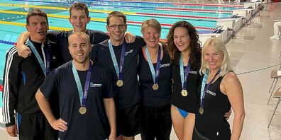 Gerd Gerdes, Carl Schiller, Corvin Laube, Dennis Hibbeln, Yvonne Schumacher, Nadia Löpfe, Coach Andrea Stalder