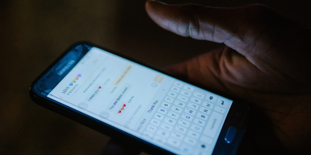 86 % der befragten Personen kaufen ein neues Mobiltelefon, nur wenige erwerben ein gebrauchtes Gerät.