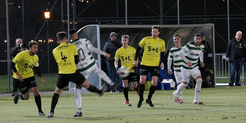 Es war ein dichter, intensiver Match mit ständig vielen Spielern auf engem Raum