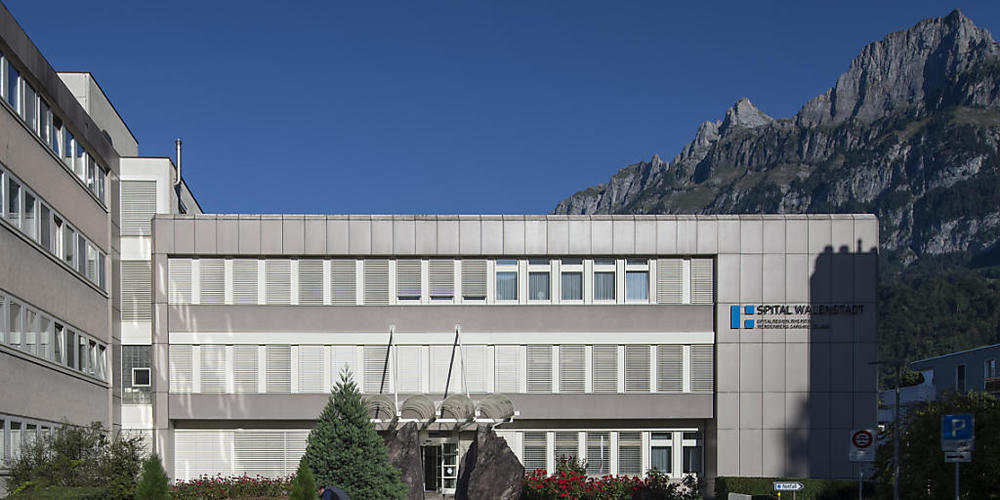 Das Kantonsspital Graubünden will das Spital Walenstadt unter gewissen Bedingungen weitergeführt. (Archivbild)