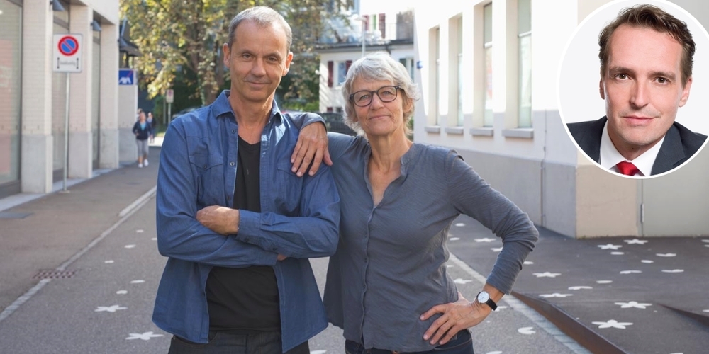 Zum Abschied vom Stadttalk bittet Moderator Florian Inhauser (r.) die Geschwister Barbara und Stefan Bürer (l.) auf die Bühne.