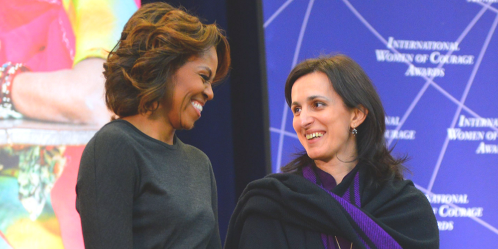 Rusudan Gotsiridze (r.) erhielt 2014 von Michelle Obama den International Women of Courage Award.