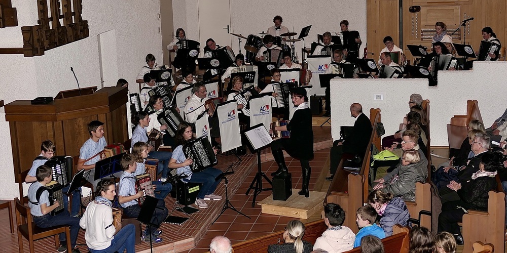 Der Akkordeon-Club Altstätten-Berneck mit den «Örgeliquetschern» aus dem Appenzeller Mittelland