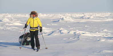 Evelyne Binsack auf einer ihrer Extremtouren. Kälte und Eis ist sie sich gewohnt.