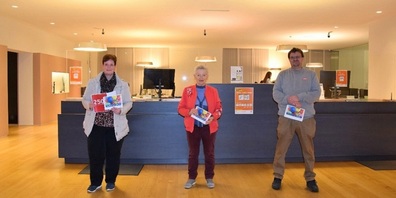 Die glücklichen Gewinner: v. l. Michelle Ruggli, Rita Bischofberger und Stefan Weber.