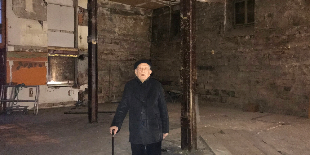 Hans Tobler im ehemaligen «Deutschen Heim» an der Haldenstrasse 1.