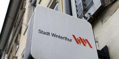 Ein 44-Jähriger stahl am Mittwoch in Winterthur-Wülflingen Softgetränke, Lebensmittel und Champagner im Wert von rund 1000 Franken. (Symbolbild)