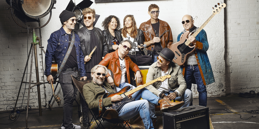 Oben: Renato Cedrola, Druminik, Judith Scheffer, Aniki Deheer, Guido David Schmid, Stefan Koller. Unten: Eduard Landaal, Thömi Pitsch, Michi Giger.