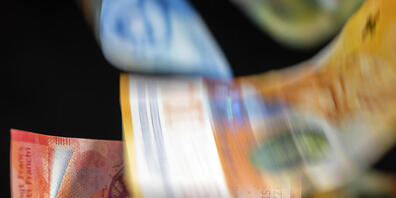 Die Finanzkommission des Zürcher Kantonsrats beantragt im Budget 2022 eine Steuersenkung. (Symbolbild)